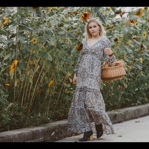 Maxi floral dress. Size S